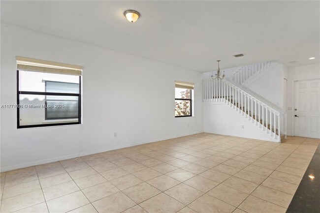 Building Photo - 3762 SW 93rd Ln