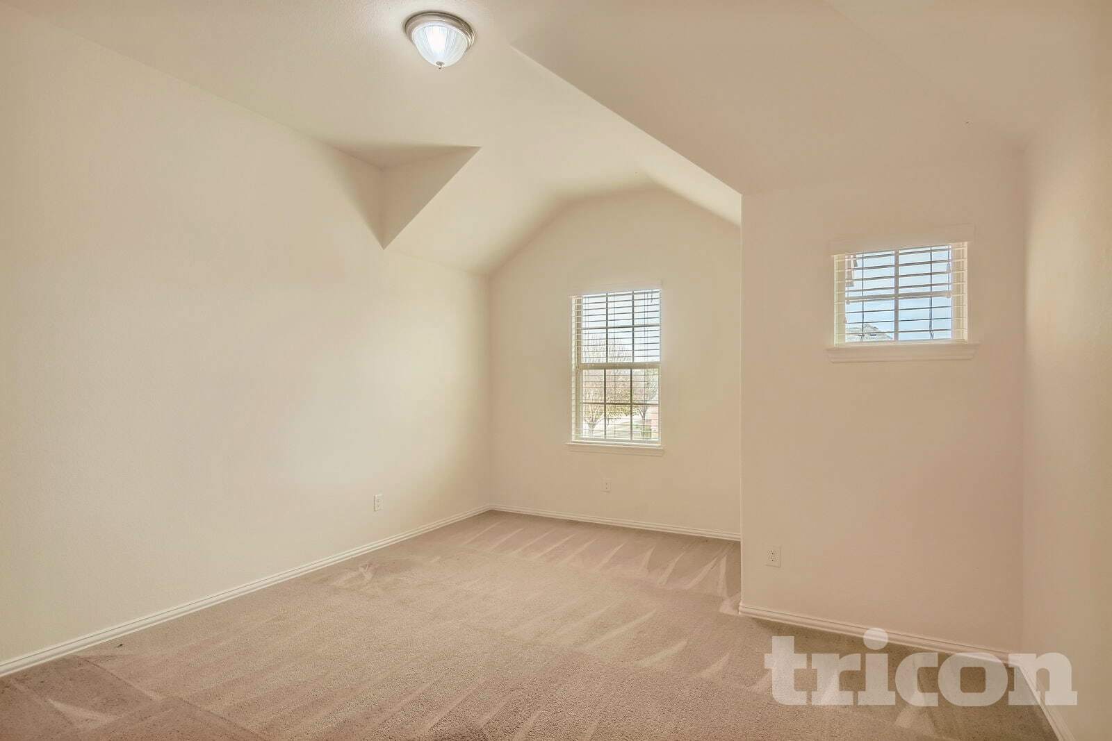 Building Photo - 5024 Kestrel Dr