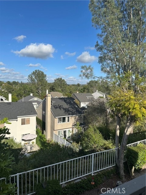 Building Photo - 10 Spicewood