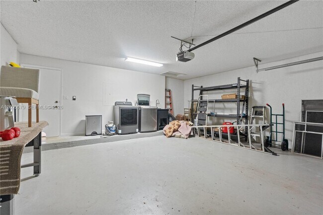 Building Photo - 237 NW 100th Ave