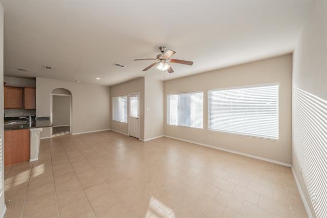 Building Photo - 643 Alexander St