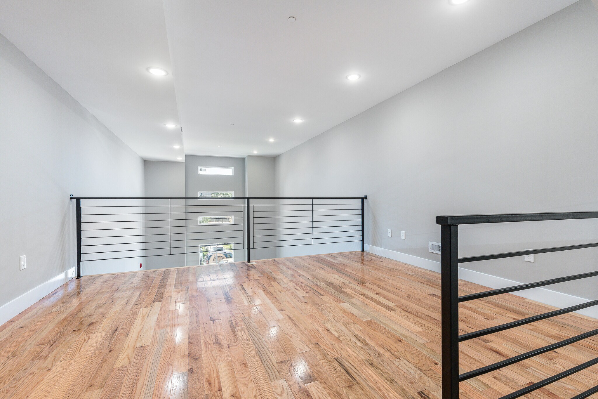 mezzanine - 1331 N 17th St