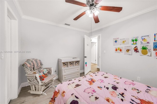 Building Photo - 15930 SW 90th Ave