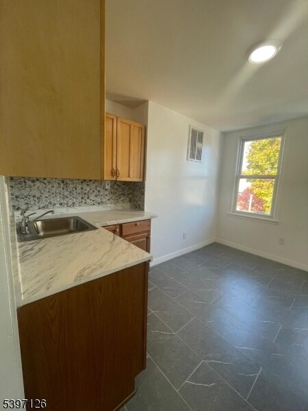 Building Photo - 114 Overlook Ave