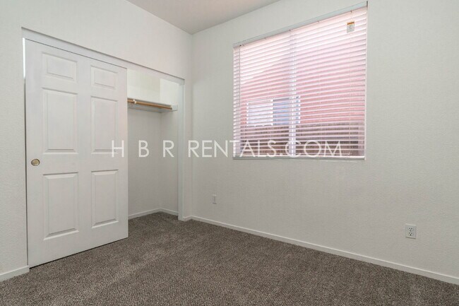 Building Photo - Charming 3-Bedroom Home with a Beautiful Pool in Lathrop! *POOL SERVICE INCLUDED*