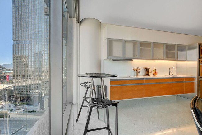 Building Photo - Veer Towers 1010W- Partial Strip Views from this Studio Residence