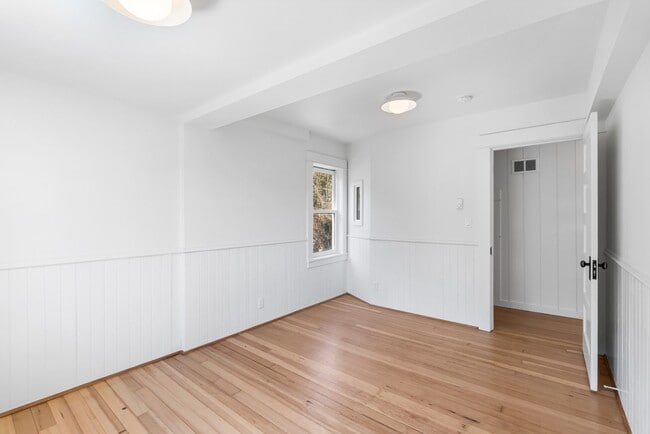 Building Photo - Freshly Remodeled Stunner Perched on the H...