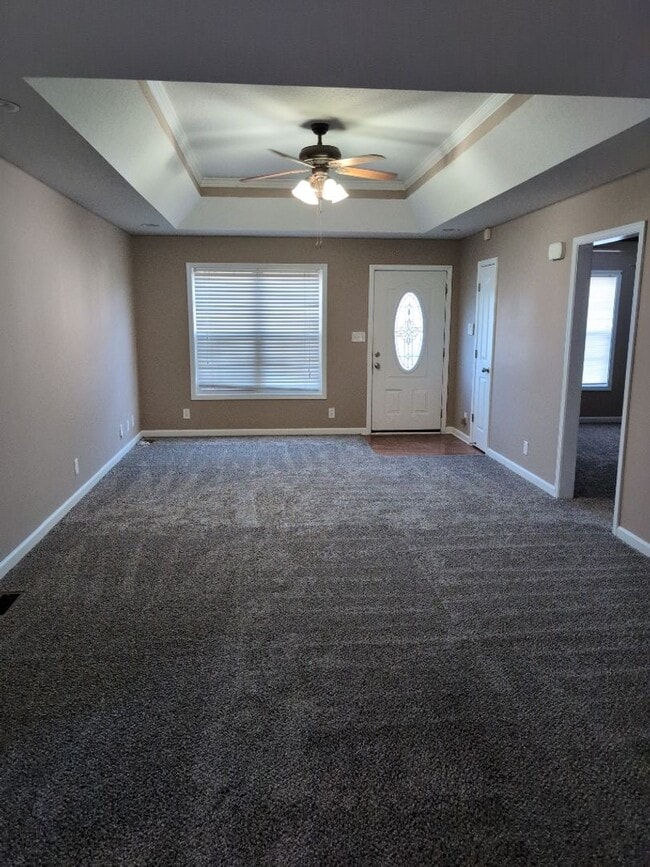 Building Photo - 3510 Southwood Dr