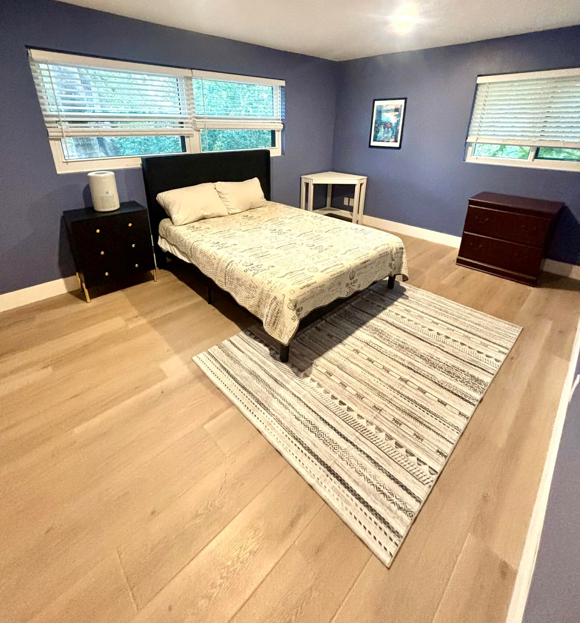 Building Photo - 1709 SW 24th St