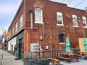 Building Photo - 2202 Lexington Ave