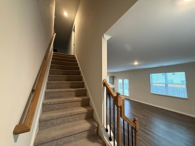 Building Photo - Beautiful and Spacious 5BR 4.5BA Home w/ Full Appliance Kitchen • Garage in Fairburn