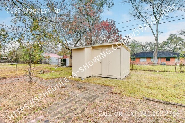 Building Photo - 9133 Woodlyn Rd