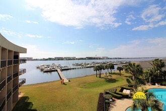 Building Photo - Waterfront Furnished Studio Condo in Fort Walton Beach!