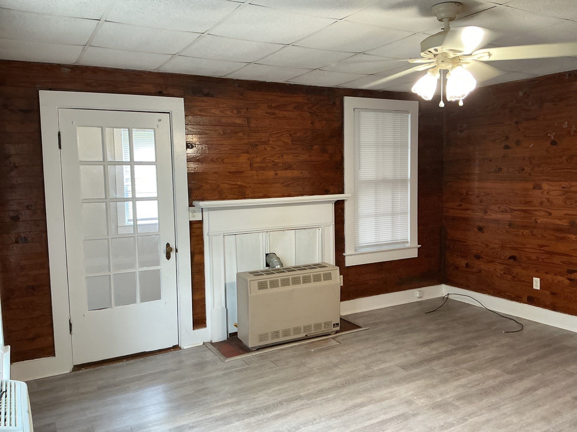 Building Photo - 405 N 16th Ave
