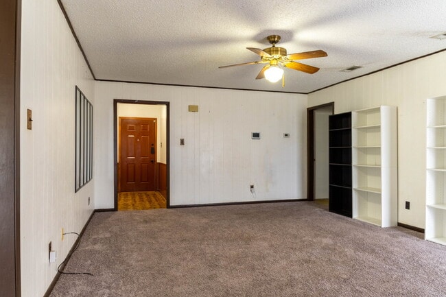 Building Photo - "Charming 3-Bed, 2-Bath Home in Copperas Cove – walking distance to local schools!"