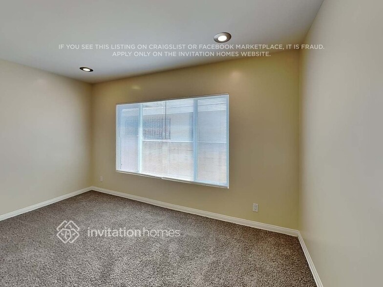 Building Photo - 12476 Adelphia Ave