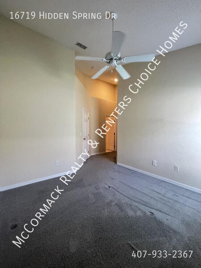 Building Photo - 16719 Hidden Spring Dr