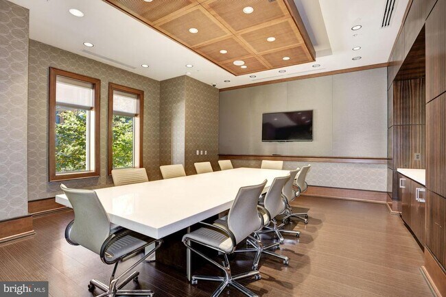 Building Photo - 11990 Market St