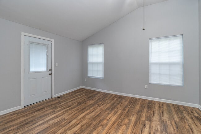 Building Photo - 3009 Sevier Ave