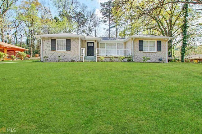 Primary Photo - 2540 Cascade Rd