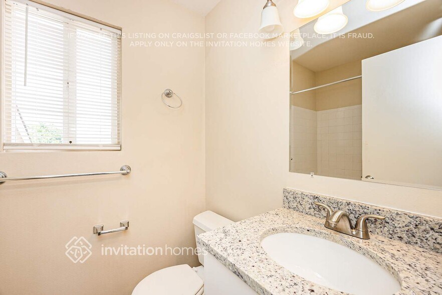 Building Photo - 2990 Frazier Ln