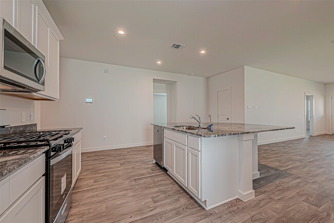 Building Photo - 6108 Artwood Fls Dr