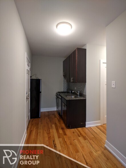 Building Photo - 2846 N Mildred Ave