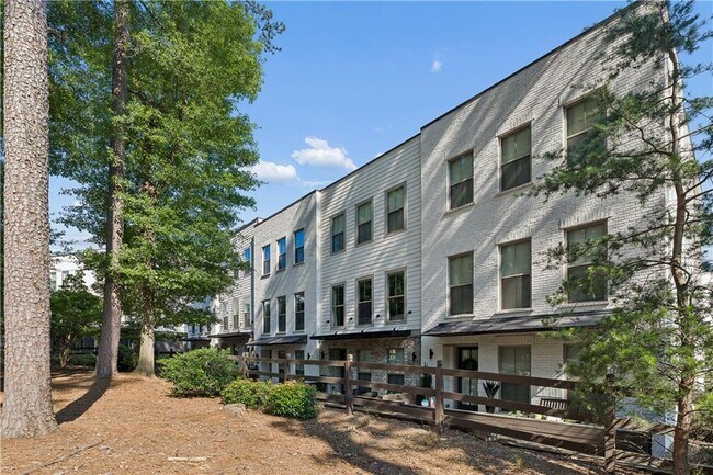 Building Photo - 857 Constellation Dr
