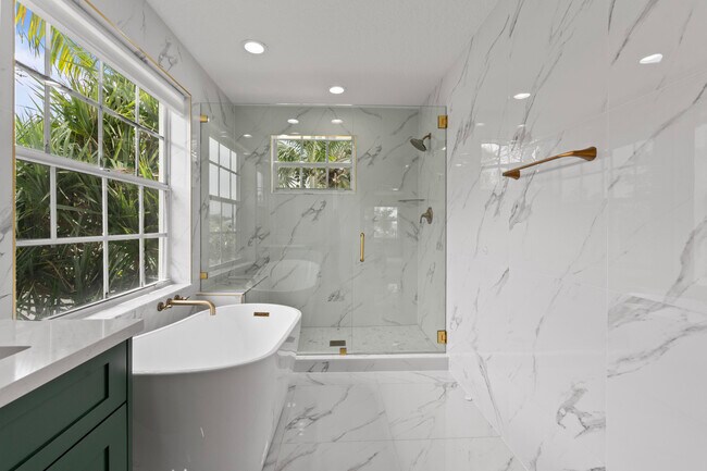 Building Photo - 2253 Balsan Way