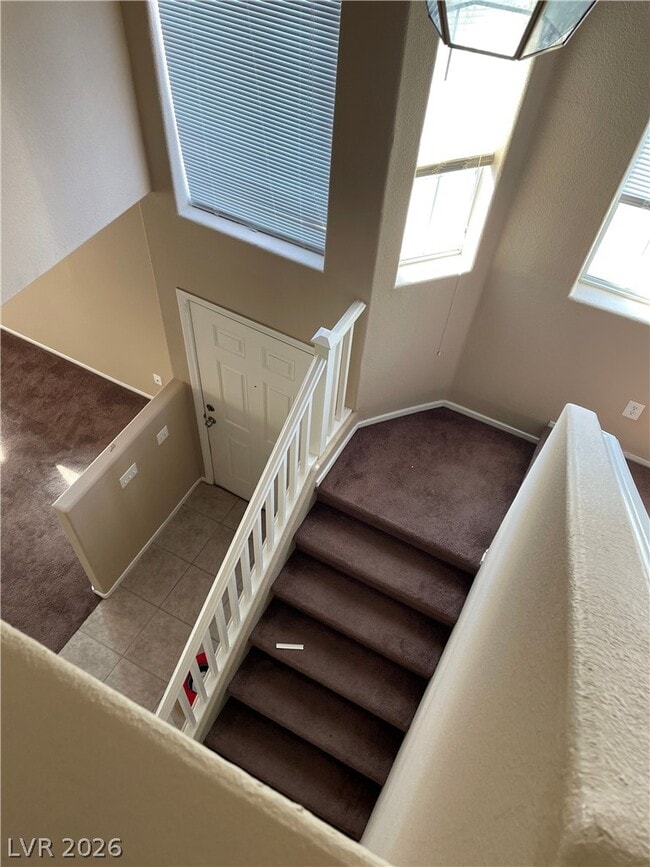 Building Photo - 3753 Hollycroft Dr