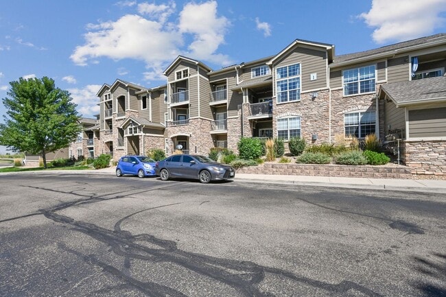 Building Photo - Updated 2 Bedroom Condo in Erie