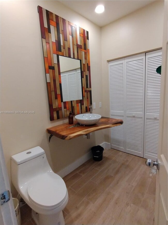 Building Photo - 18243 Blue Lake Way