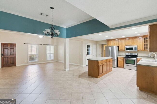 Building Photo - 106 Buntin St