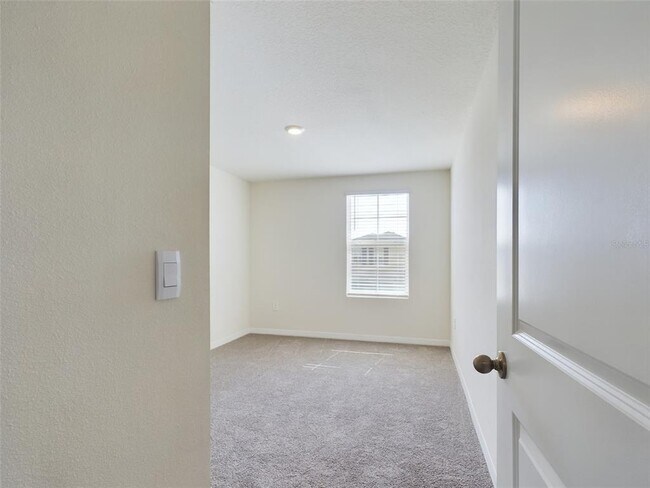 Building Photo - 8626 SW 46th Ave