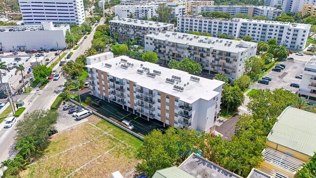 Building Photo - 18100 Atlantic Blvd