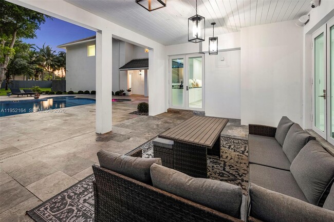 Building Photo - 13600 SW 67th Ave