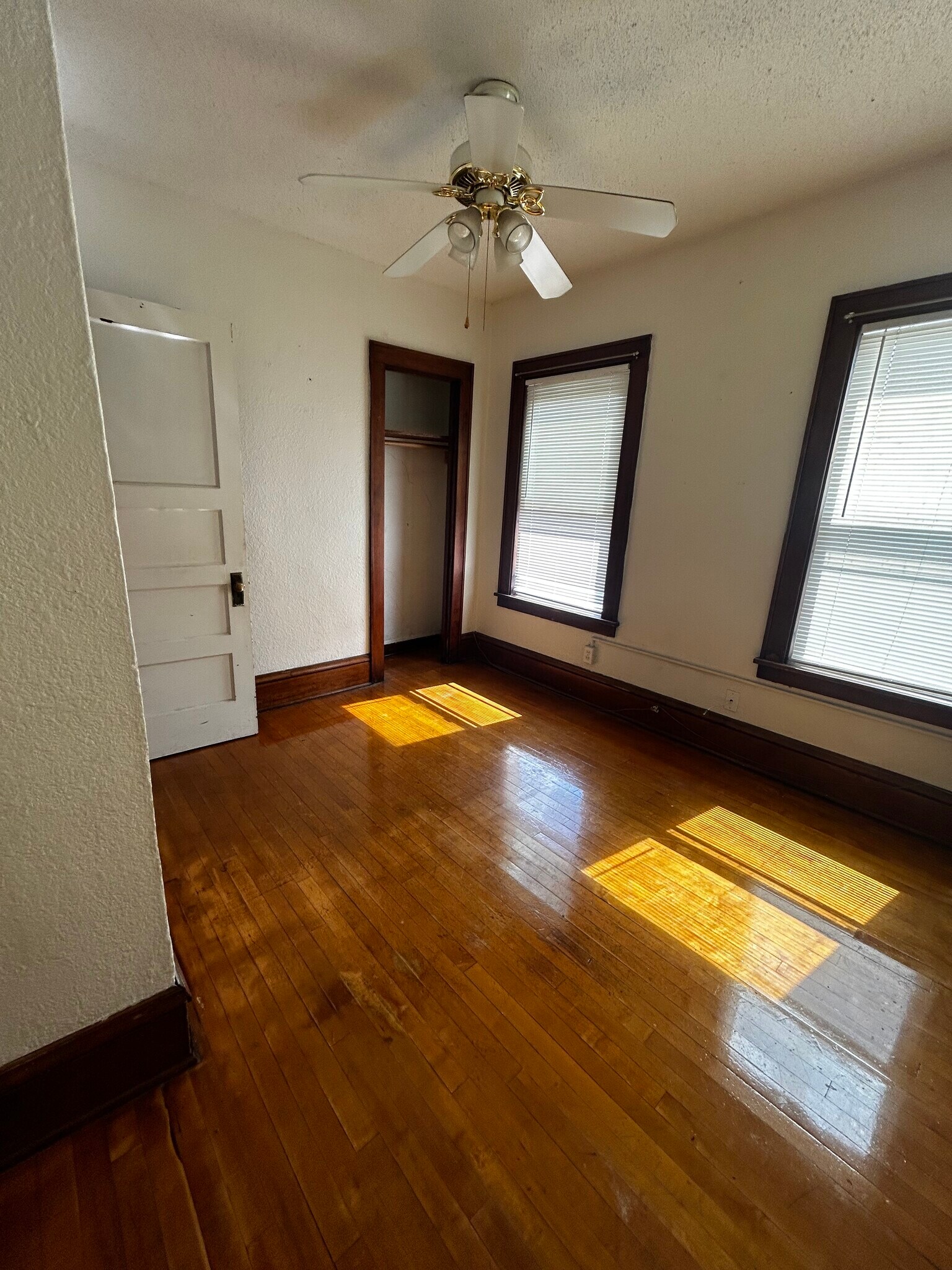 Bedroom - 410 5th St NE