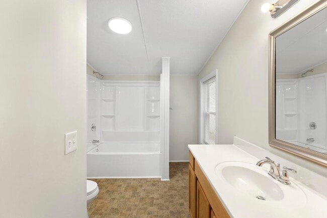 Building Photo - 137 Wendy Hill Ln