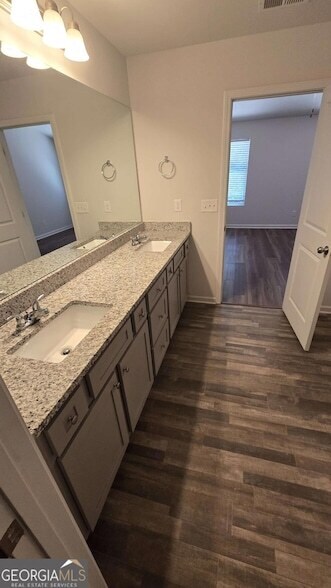 Building Photo - 3426 Abbey Wy
