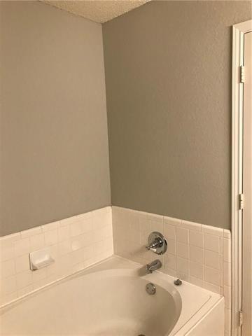 Building Photo - 931 Rolling Meadows Dr