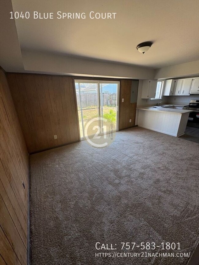 Building Photo - 1040 Blue Spring Ct