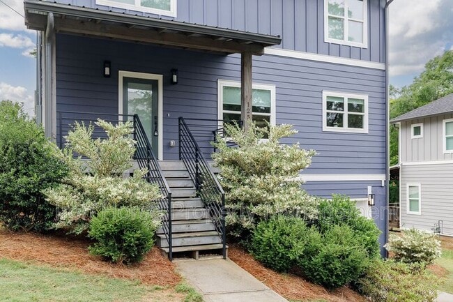 Building Photo - 125 Harper St