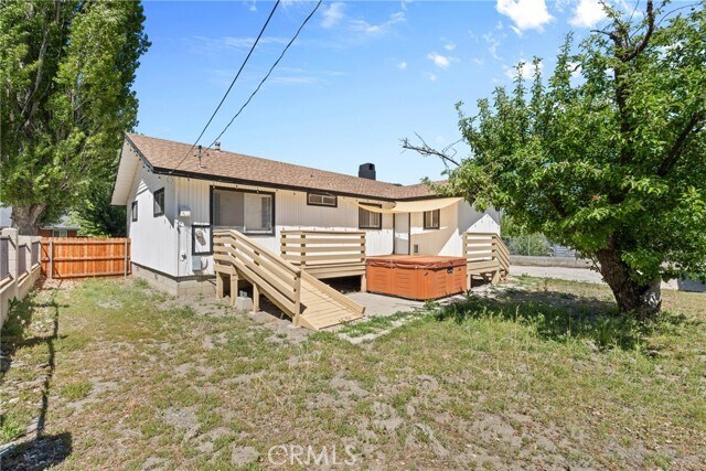 Building Photo - 955 Apple Ave