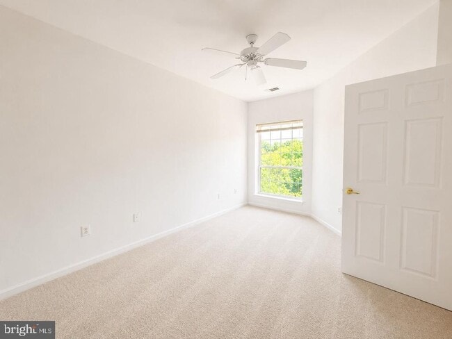 Building Photo - 4550 Strutfield Ln