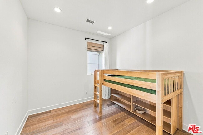 Building Photo - 12876 S Seaglass Cir