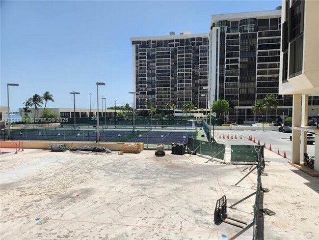 Building Photo - 1865 Brickell Ave