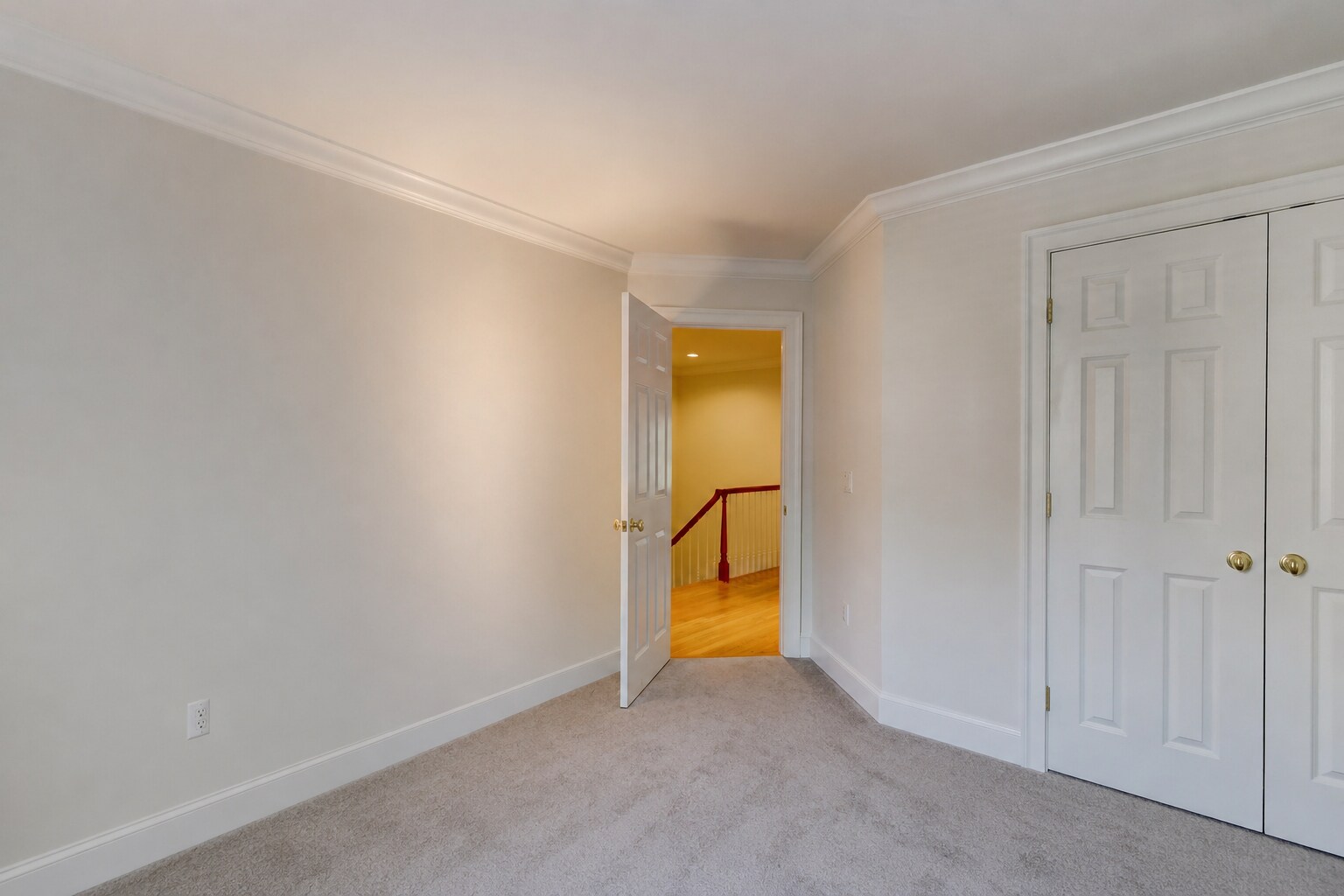 Building Photo - 715 Leister Dr