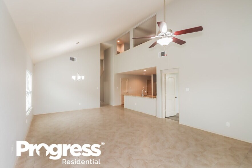 Building Photo - 23139 Robbers Nest Dr