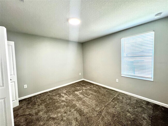 Building Photo - 2926 Black Birch Dr