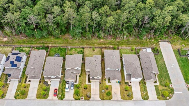 Building Photo - 2256 Raider Dr